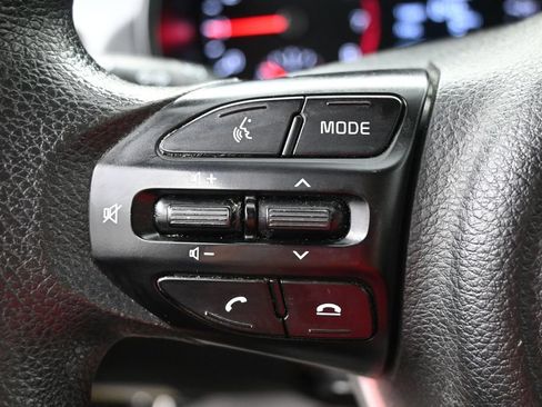 Used 2022 Kia Rio S FWD image 18