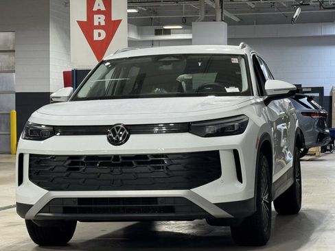 New 2026 Volkswagen Tiguan S image 24