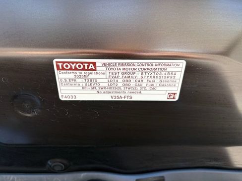 Certified 2025 Toyota Tundra Limited AWD/4WD image 10