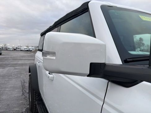 Certified 2022 Ford Bronco Outer Banks w/ Sasquatch Package image 6