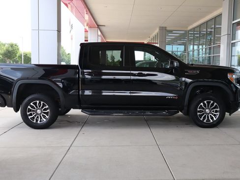 Used 2019 GMC Sierra 1500 AT4 w/ Off Road Performance Package AWD/4WD image 10