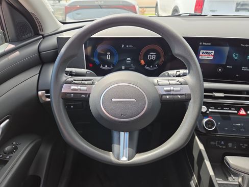 Used 2025 Hyundai Tucson SEL image 11