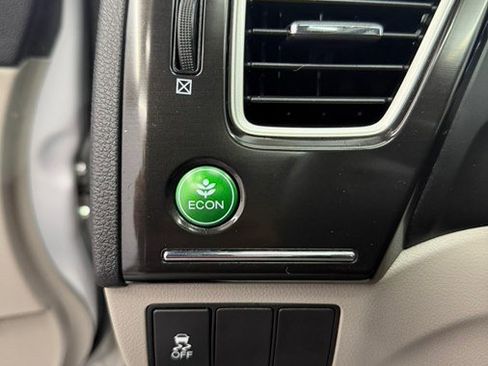 Used 2013 Honda Civic EX image 32