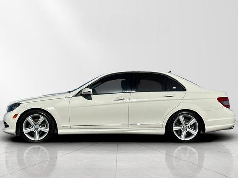 Used 2011 Mercedes-Benz C 300 Sedan image 3