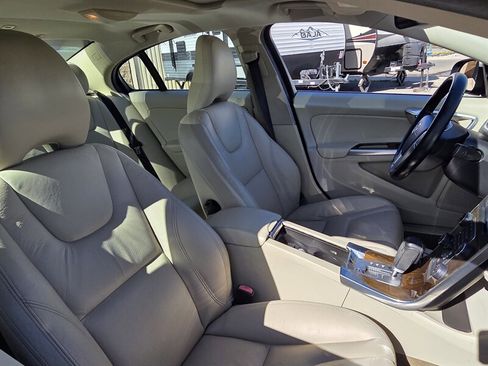 Used 2012 Volvo S60 T5 image 19