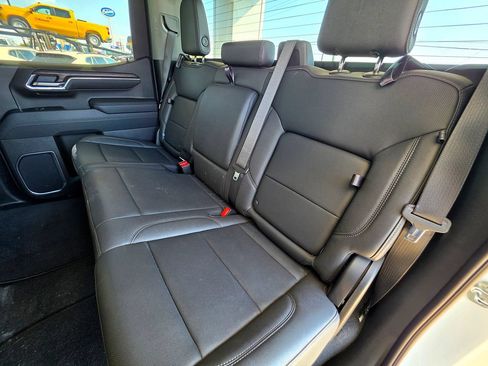 Used 2025 GMC Sierra 1500 SLT AWD/4WD image 58