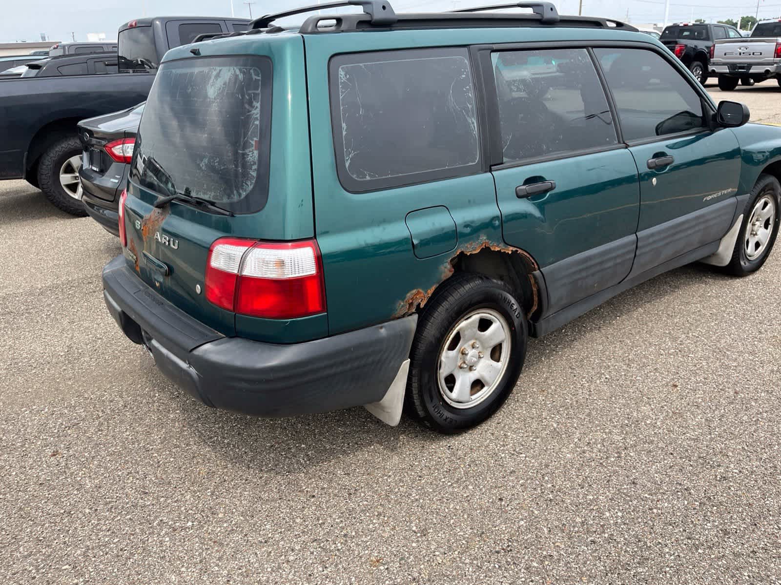 Used 2001 Subaru Forester L AWD/4WD image 12