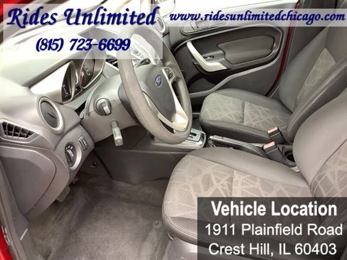 Used 2013 Ford Fiesta SE w/ Super Fuel Economy Pkg image 12