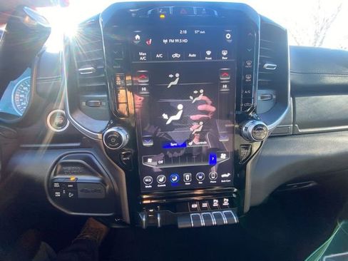 Used 2020 RAM 2500 Laramie image 19