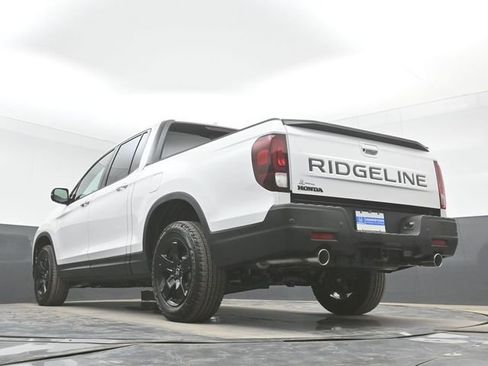 New 2026 Honda Ridgeline Black Edition image 46