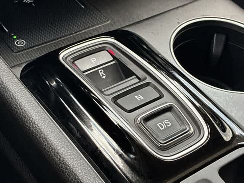 Used 2025 Honda Pilot EX-L image 33