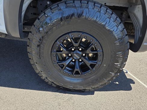 Certified 2023 Ford F150 Raptor w/ Raptor 37 Performance Package AWD/4WD image 9