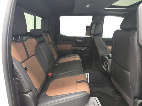 Certified 2022 Chevrolet Silverado 1500 High Country w/ LPO, Dark Essentials Package image 28