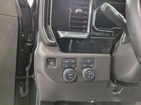 Used 2022 Chevrolet Silverado 1500 LT Trail Boss w/ Protection Package image 11