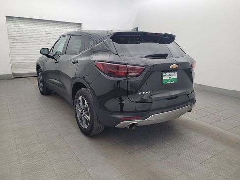 Used 2025 Chevrolet Blazer LT FWD image 5