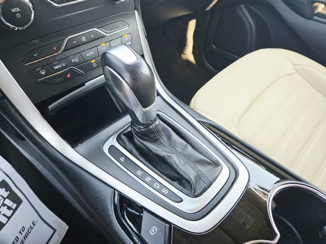 Used 2018 Ford Edge SEL w/ Equipment Group 201A FWD image 15