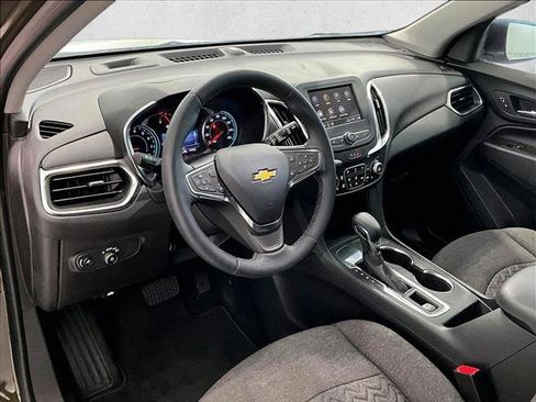 Used 2024 Chevrolet Equinox LT FWD image 14