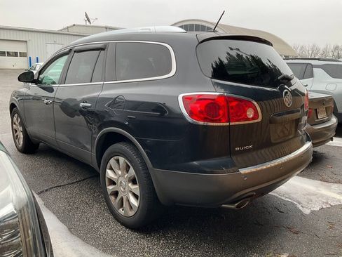 Used 2011 Buick Enclave CXL image 4