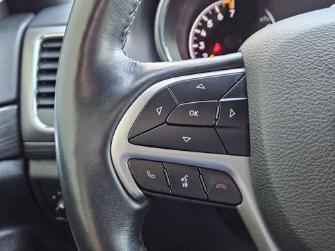 Used 2021 Jeep Grand Cherokee Laredo X image 24