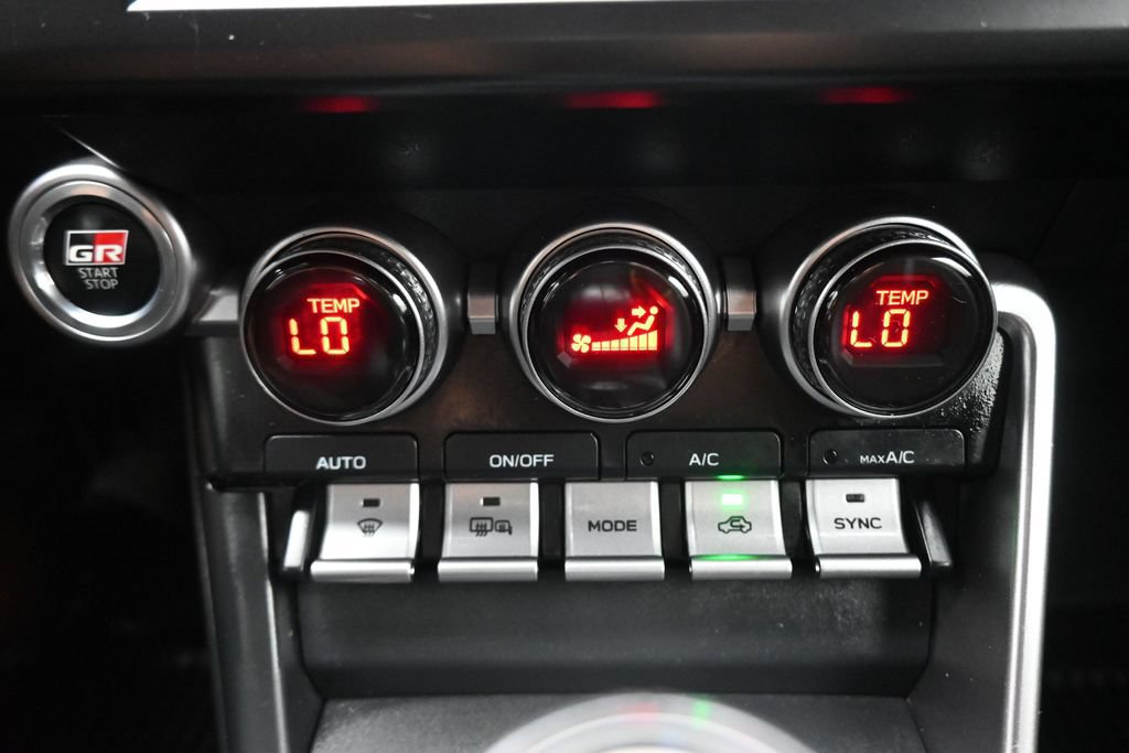 Used 2025 Toyota GR86 Premium w/ Performance Package RWD image 20