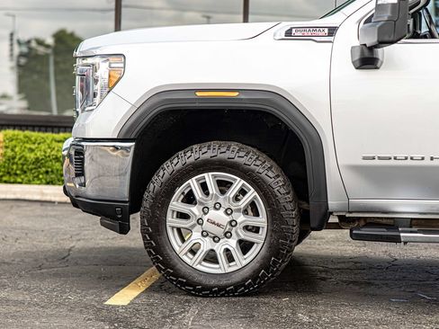 Used 2022 GMC Sierra 3500 SLE w/ SLE Value Package AWD/4WD image 8