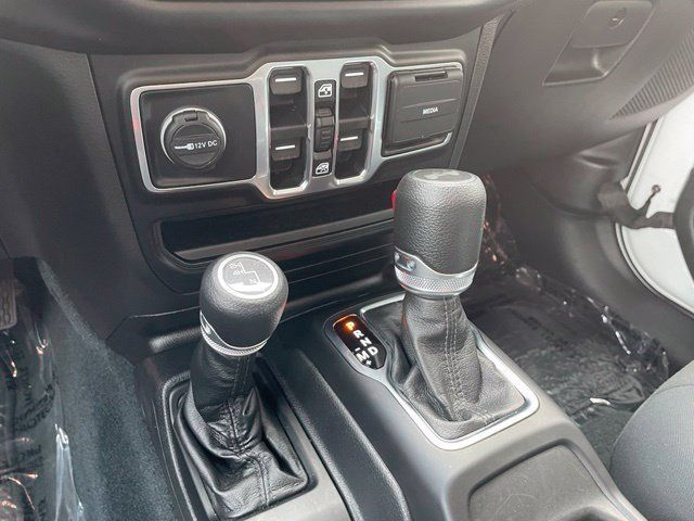 Used 2022 Jeep Wrangler Unlimited Sport AWD/4WD image 21