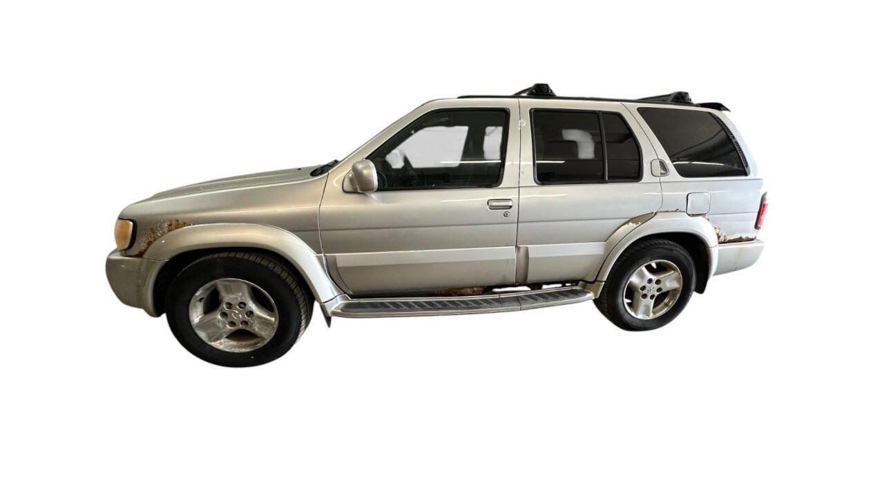 Used 2002 INFINITI QX4 4WD w/ (X03) Heated Seats Pkg image 2