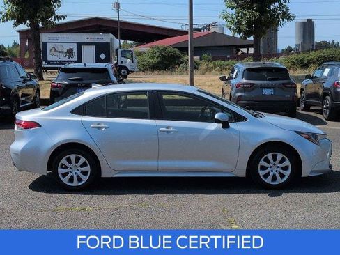 Used 2024 Toyota Corolla LE FWD image 6