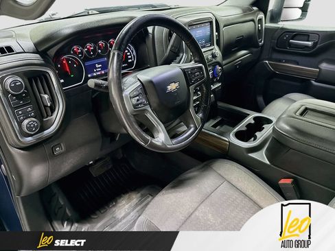 Used 2022 Chevrolet Silverado 2500 LT w/ Convenience Package AWD/4WD image 11