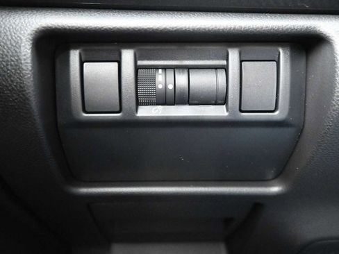 New 2026 Subaru Crosstrek 2.5i Limited w/ Popular Package #3A image 9