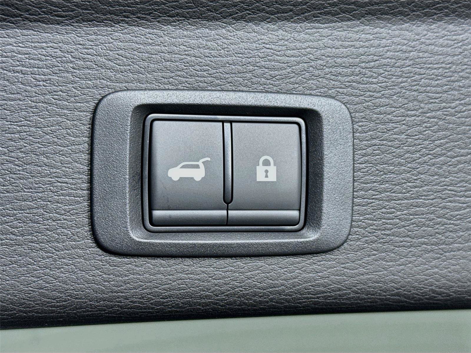 New 2026 Mitsubishi Outlander SE FWD image 19