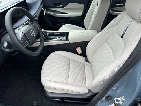New 2026 Nissan Sentra SL w/ Floor Mat Package FWD image 9
