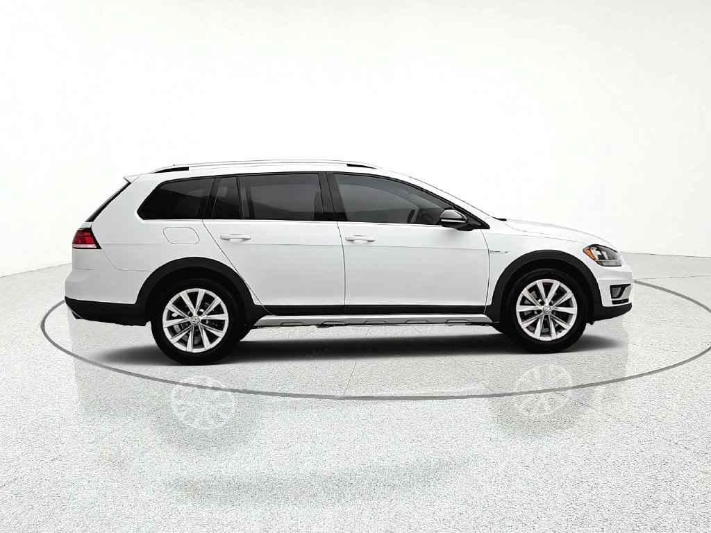 Used 2019 Volkswagen Golf Alltrack S AWD/4WD image 7