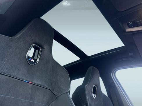 Used 2026 BMW X1 M35i w/ Technology Package image 13