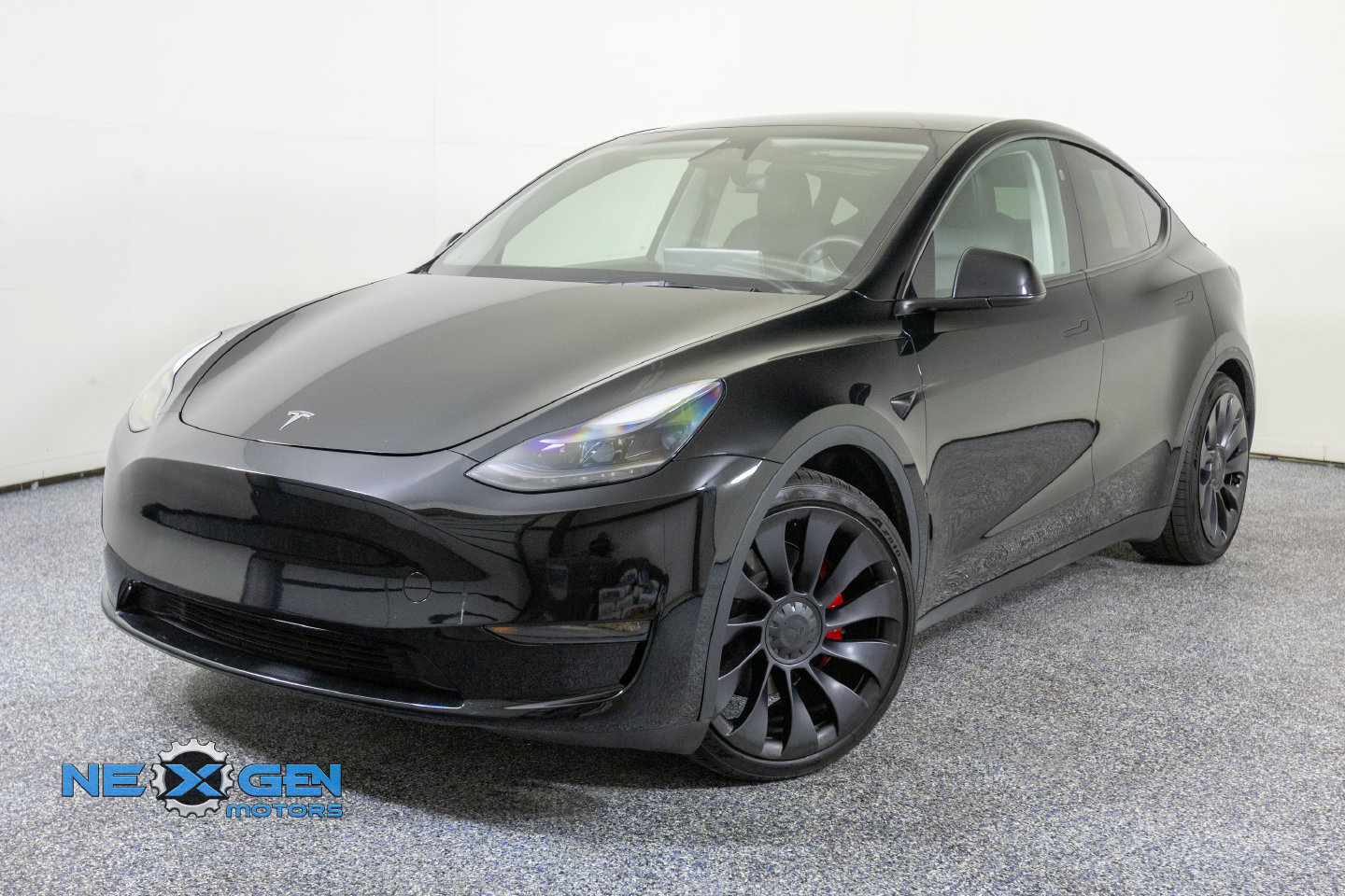 Used 2024 Tesla Model Y Performance AWD/4WD image 4