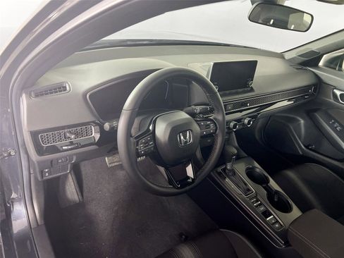 Used 2024 Honda Civic Sport image 10