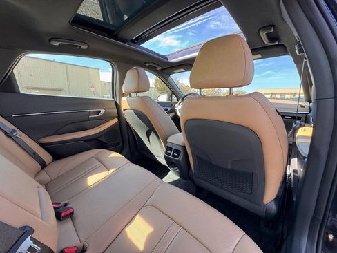 Used 2023 Hyundai Sonata Limited image 21