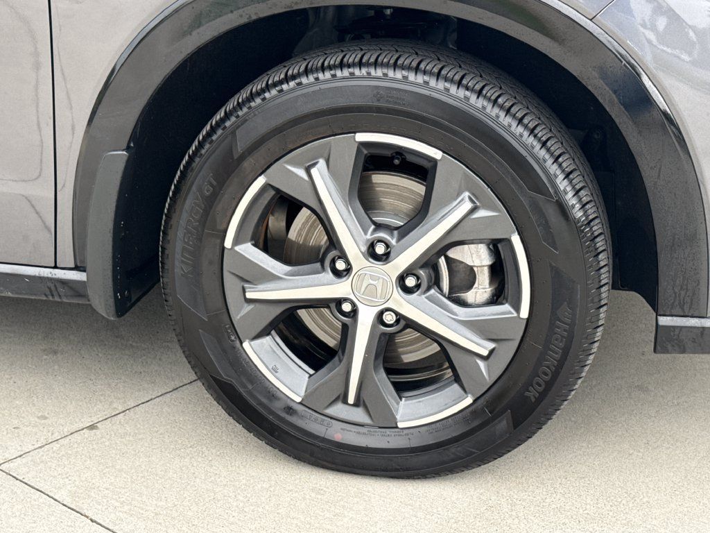 Used 2024 Honda HR-V EX-L image 11