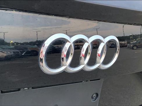 Used 2018 Audi Q7 3.0T Prestige AWD/4WD image 10