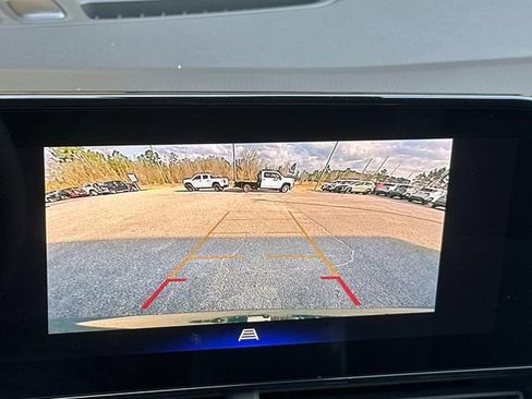 New 2026 Chevrolet Trax LT image 18