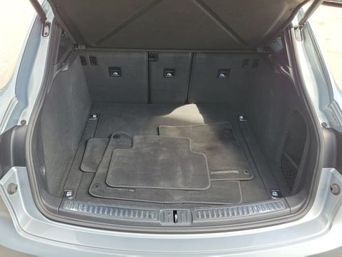 Certified 2023 Porsche Macan S AWD/4WD image 15