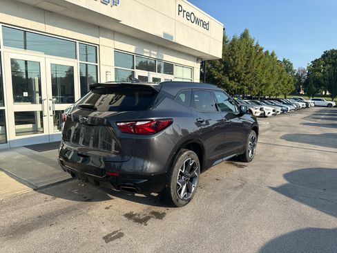 Used 2021 Chevrolet Blazer RS w/ Enhanced Convenience Package FWD image 3
