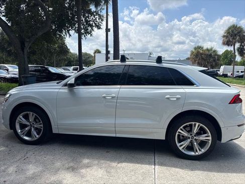 Used 2023 Audi Q8 Premium w/ Convenience Package AWD/4WD image 11
