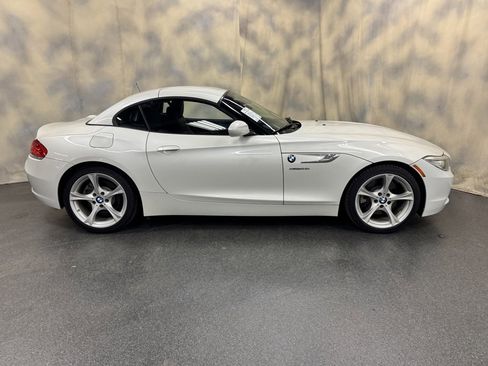Used 2014 BMW Z4 sDrive28i image 15