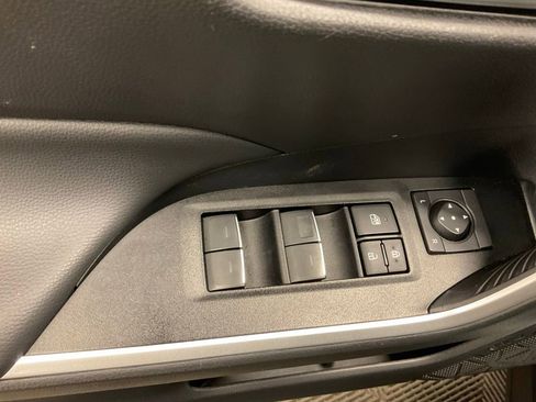 Used 2025 Toyota RAV4 XLE w/ Convenience Package image 12