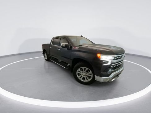 Used 2024 Chevrolet Silverado 1500 LTZ AWD/4WD image 8