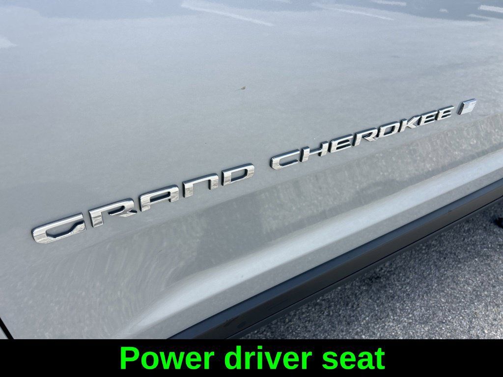 Used 2024 Jeep Grand Cherokee L Limited RWD image 20