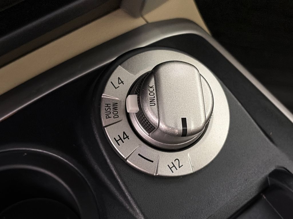 Used 2013 Toyota 4Runner SR5 w/ Convenience Pkg AWD/4WD image 22