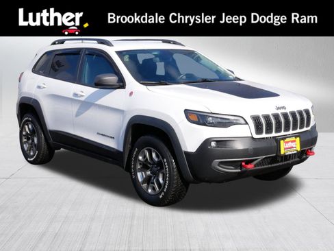 Used 2019 Jeep Cherokee Trailhawk w/ Cold Weather Group image 1