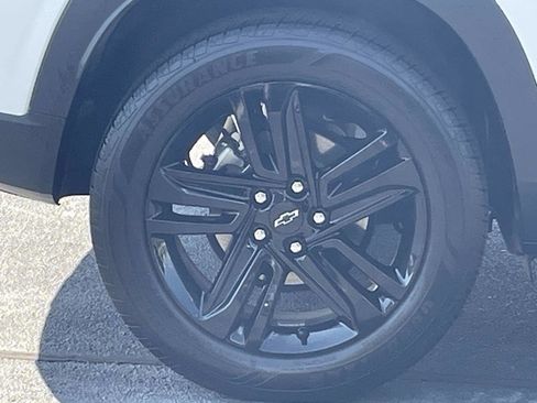 Used 2025 Chevrolet Trax ACTIV w/ Driver Confidence Package image 9